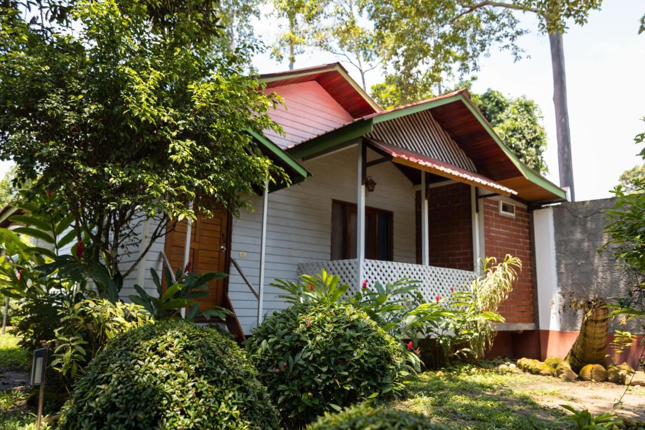 Los Gavilanes Hotel Pucallpa Zewnętrze zdjęcie